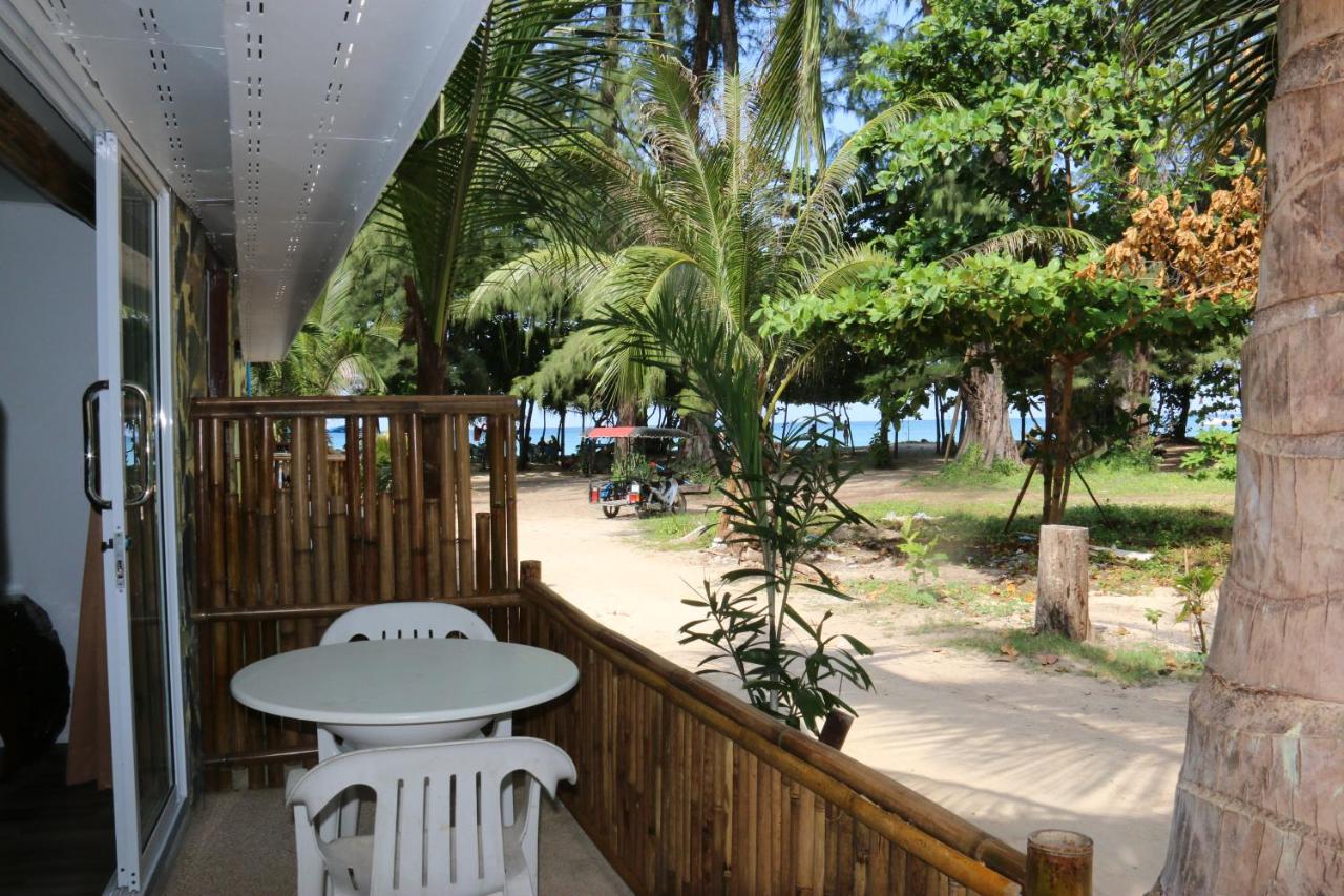 Ruan Mai Naiyang Beach Resort photo 2