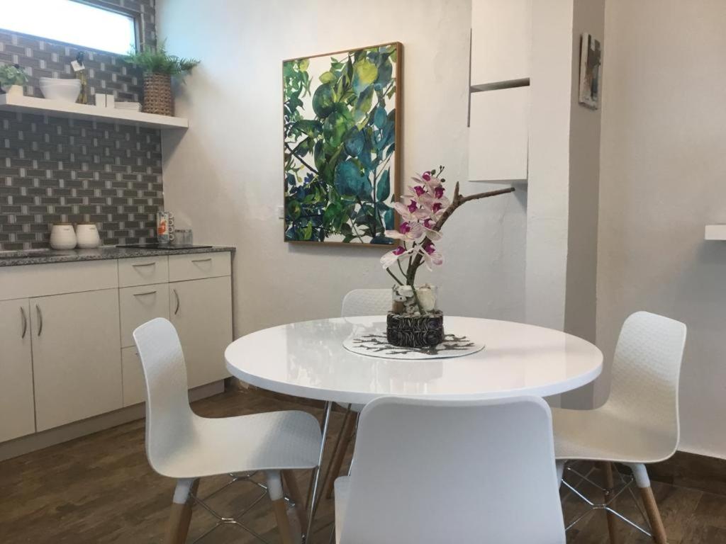 2 bdr beach apartment, generator parking included photo 3