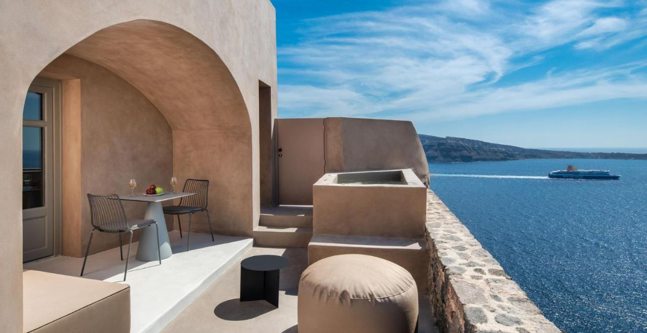 Old Castle Oia - 5