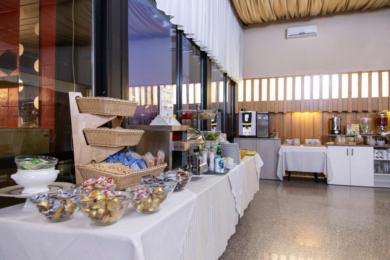 Park Hotel photo 2