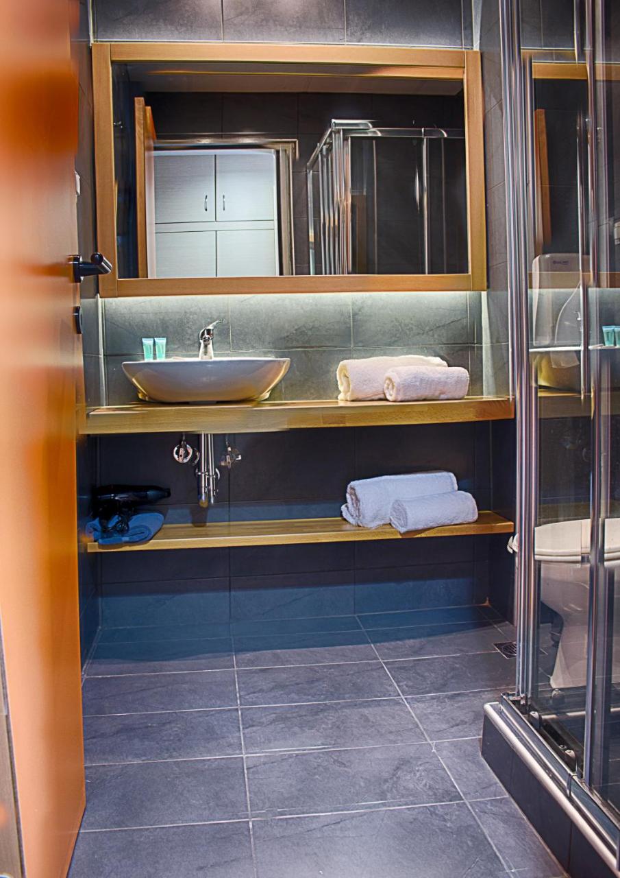 Athlos Hotel - 2
