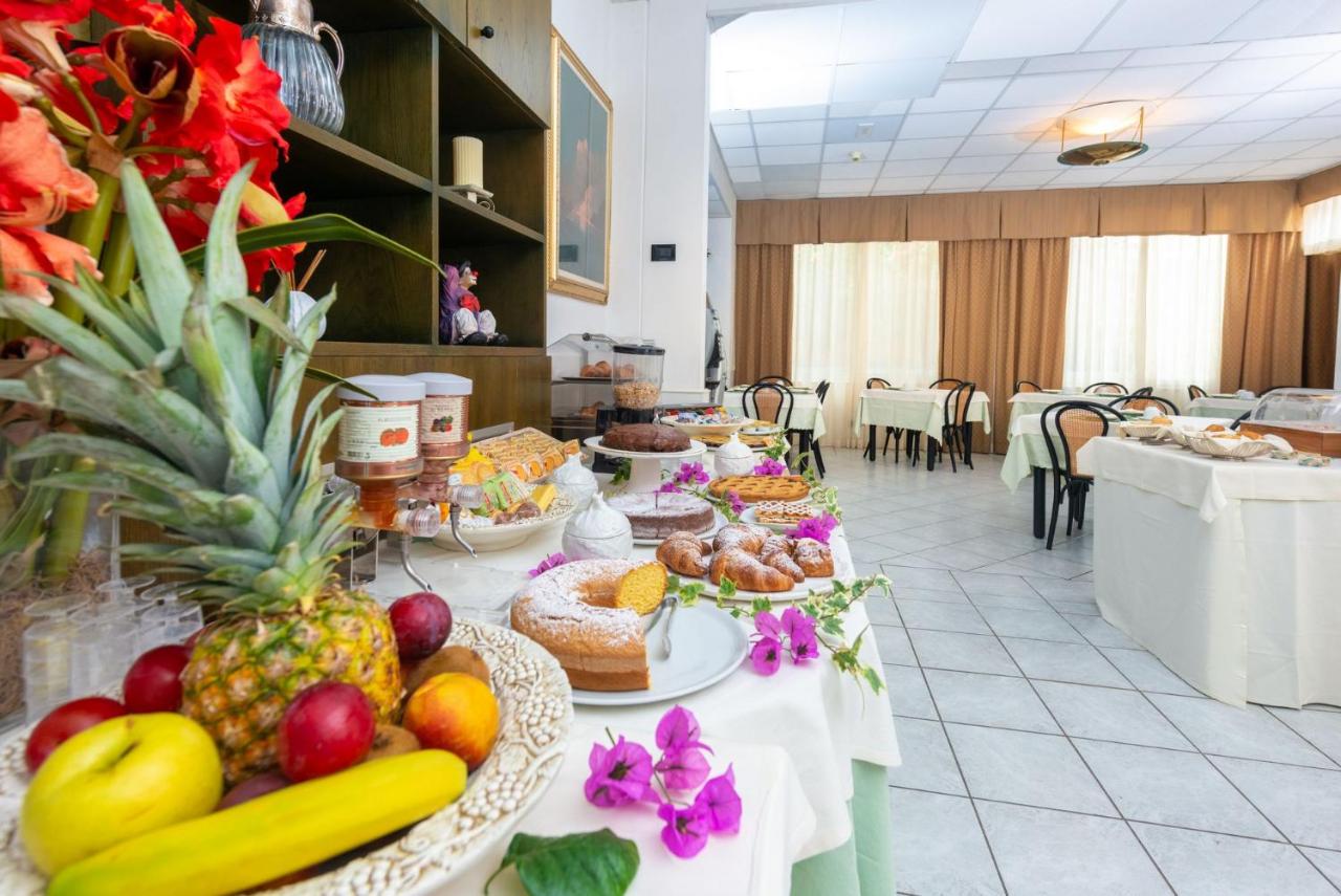 Hotel Sirena photo 4