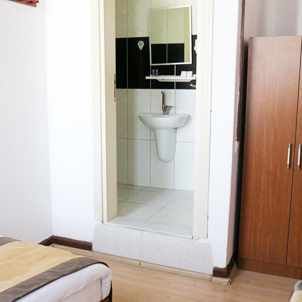 Konak Hotel Kaleiçi photo 3