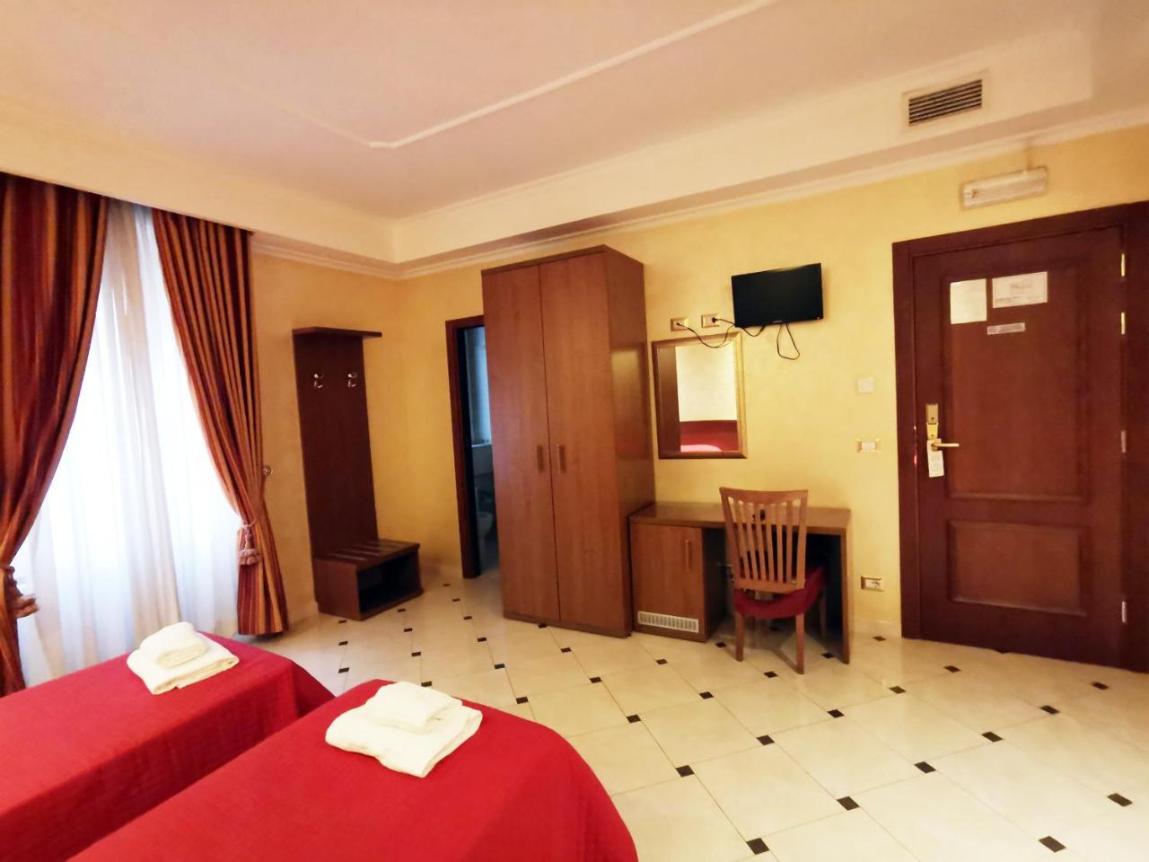 Hotel Valentino Palace photo 2