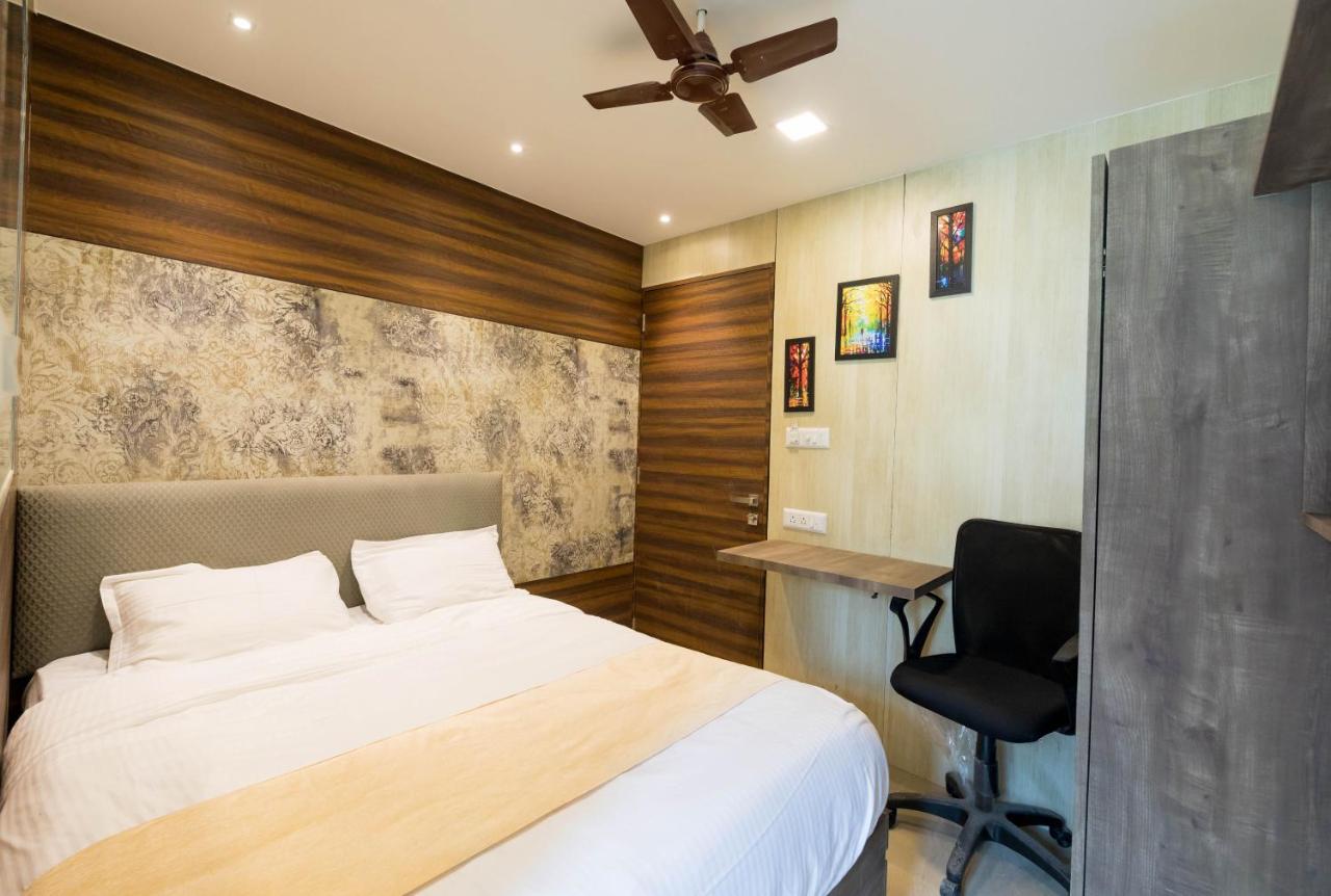 Foto - Hotel New Sky Palace Residency- Near International Airport Andheri East