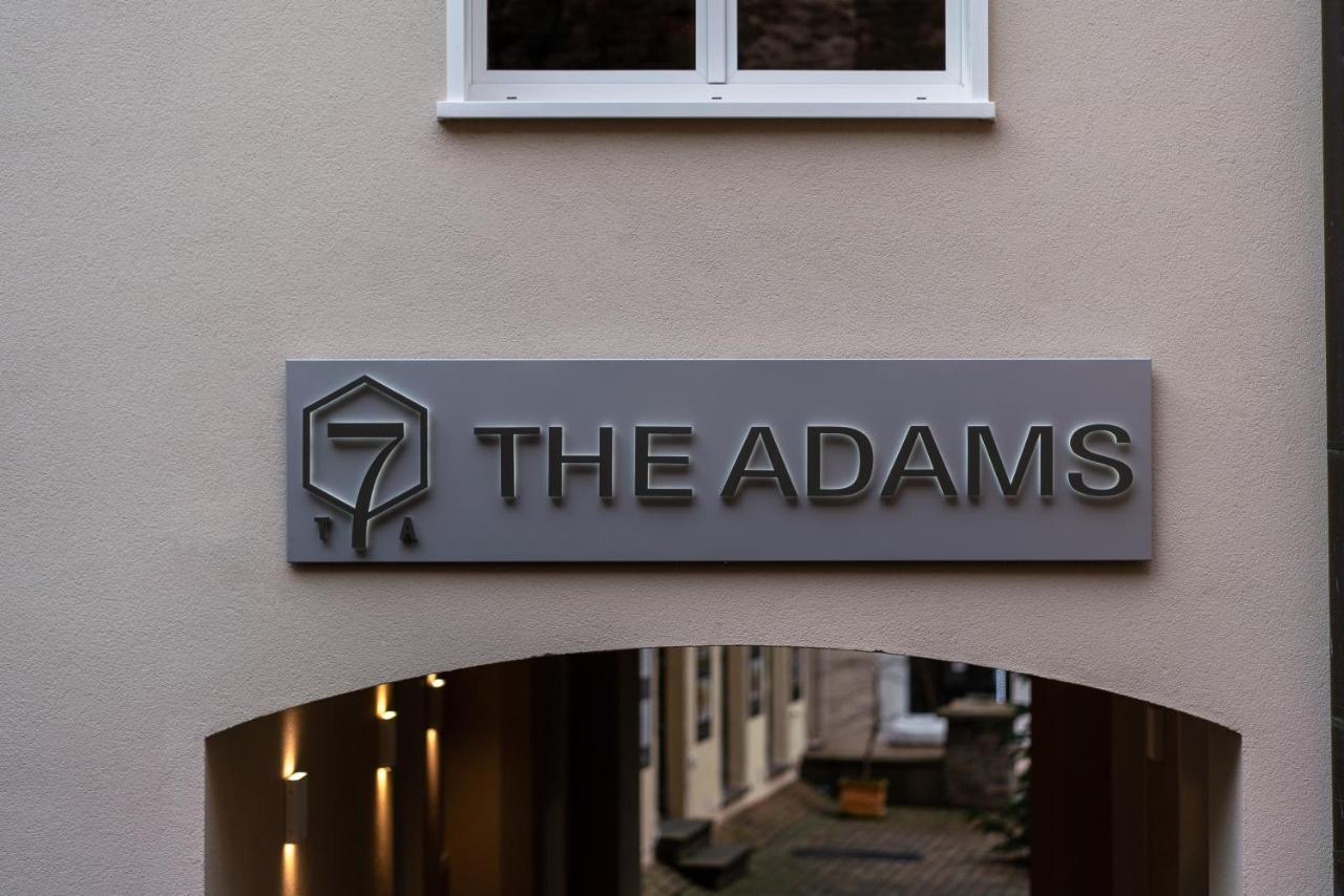THE ADAMS - Self Check In Hotel