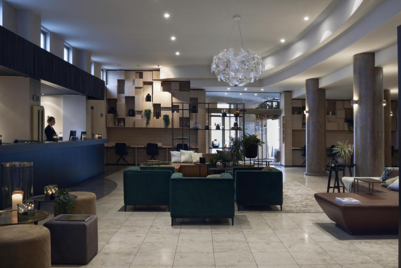 M Hotel photo 3