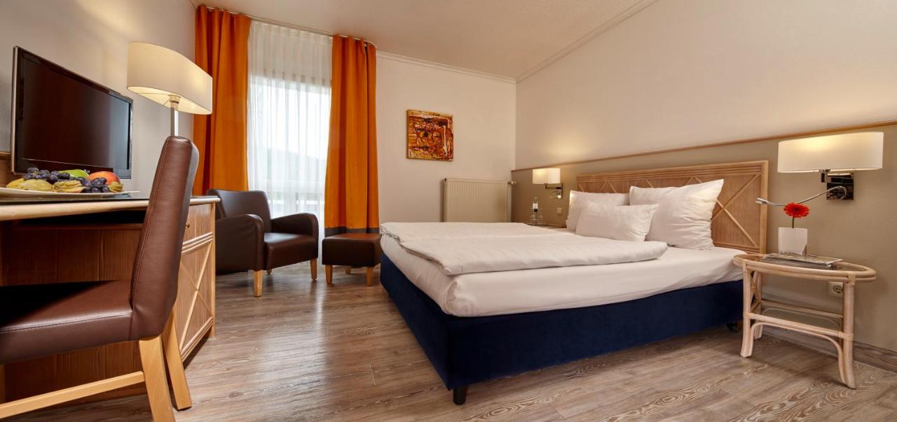 Parkhotel Weiskirchen photo 2