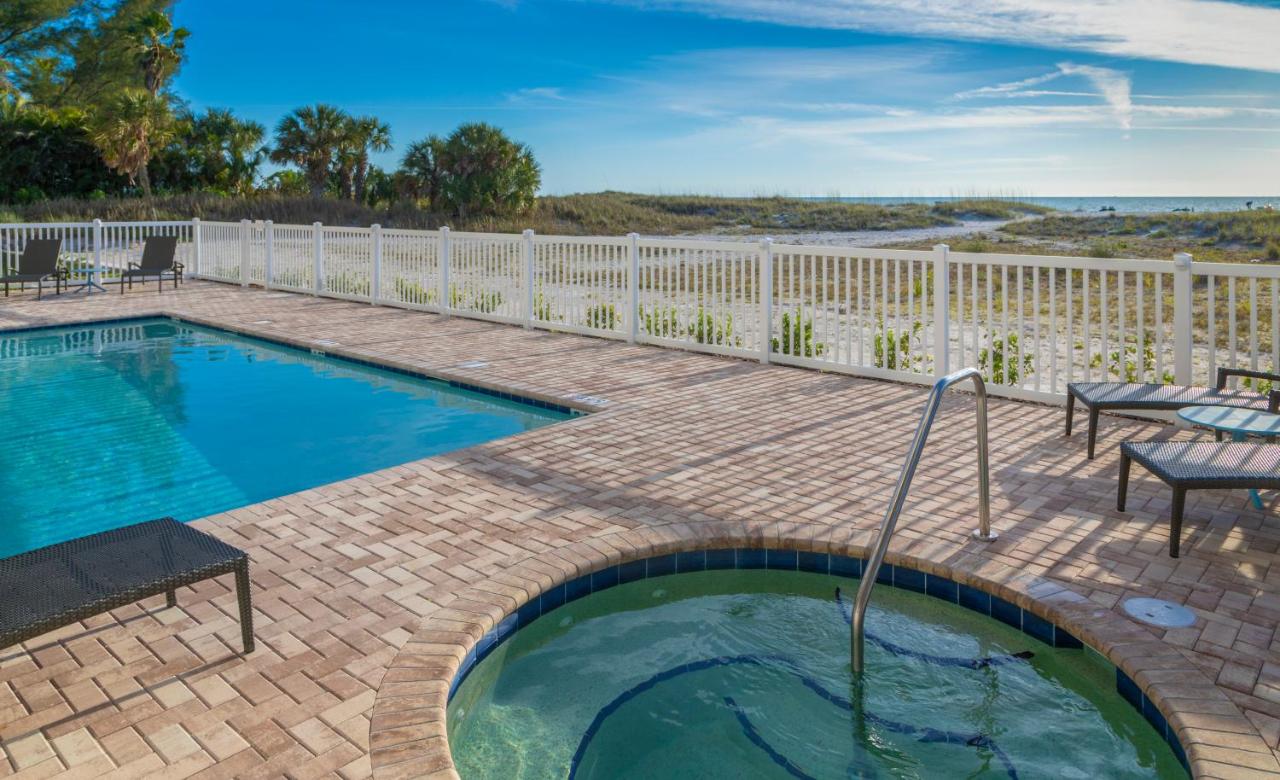 Provident Oceana Beachfront Suites - 3