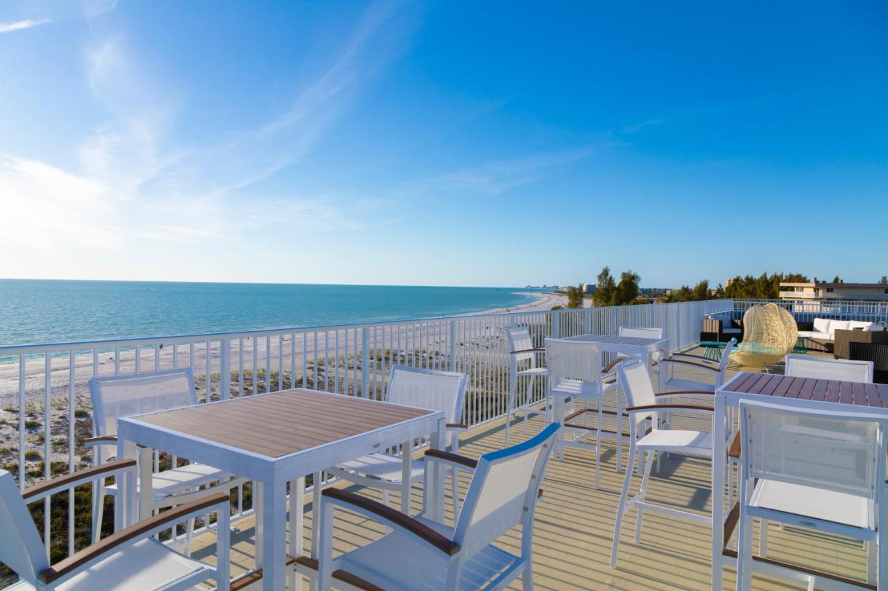Provident Oceana Beachfront Suites - 4