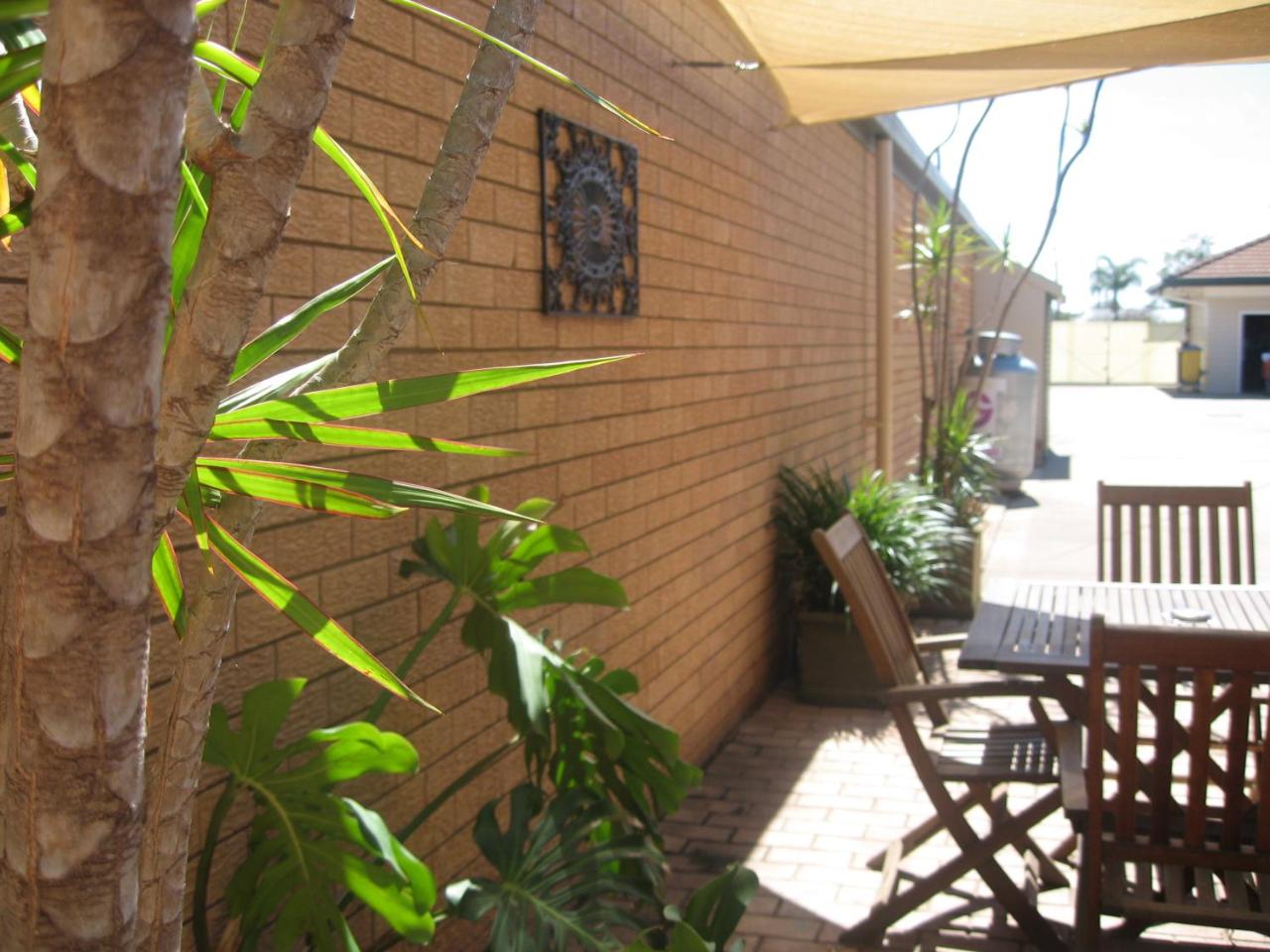 Golden Harvest Motor Inn Moree photo 3