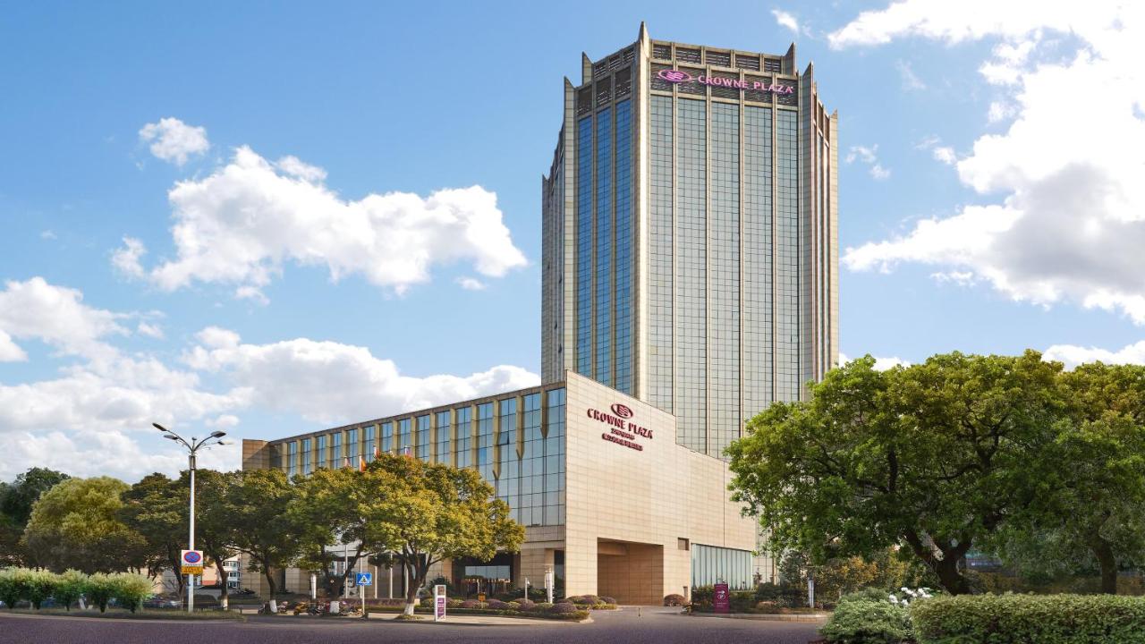 Photo - Crowne Plaza Zhenjiang by IHG