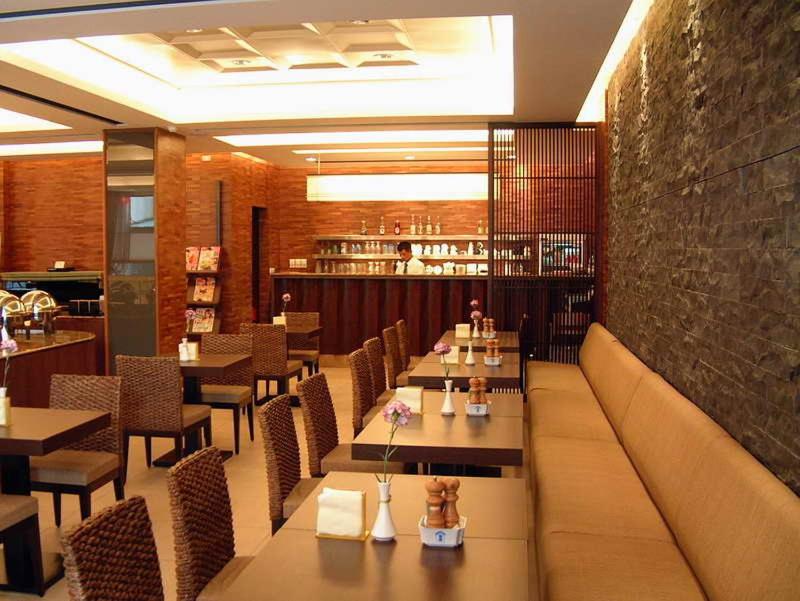 Photo - The Premier Hotel