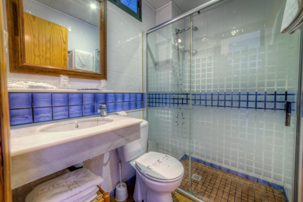 Apartamentos El Roqueo - 6