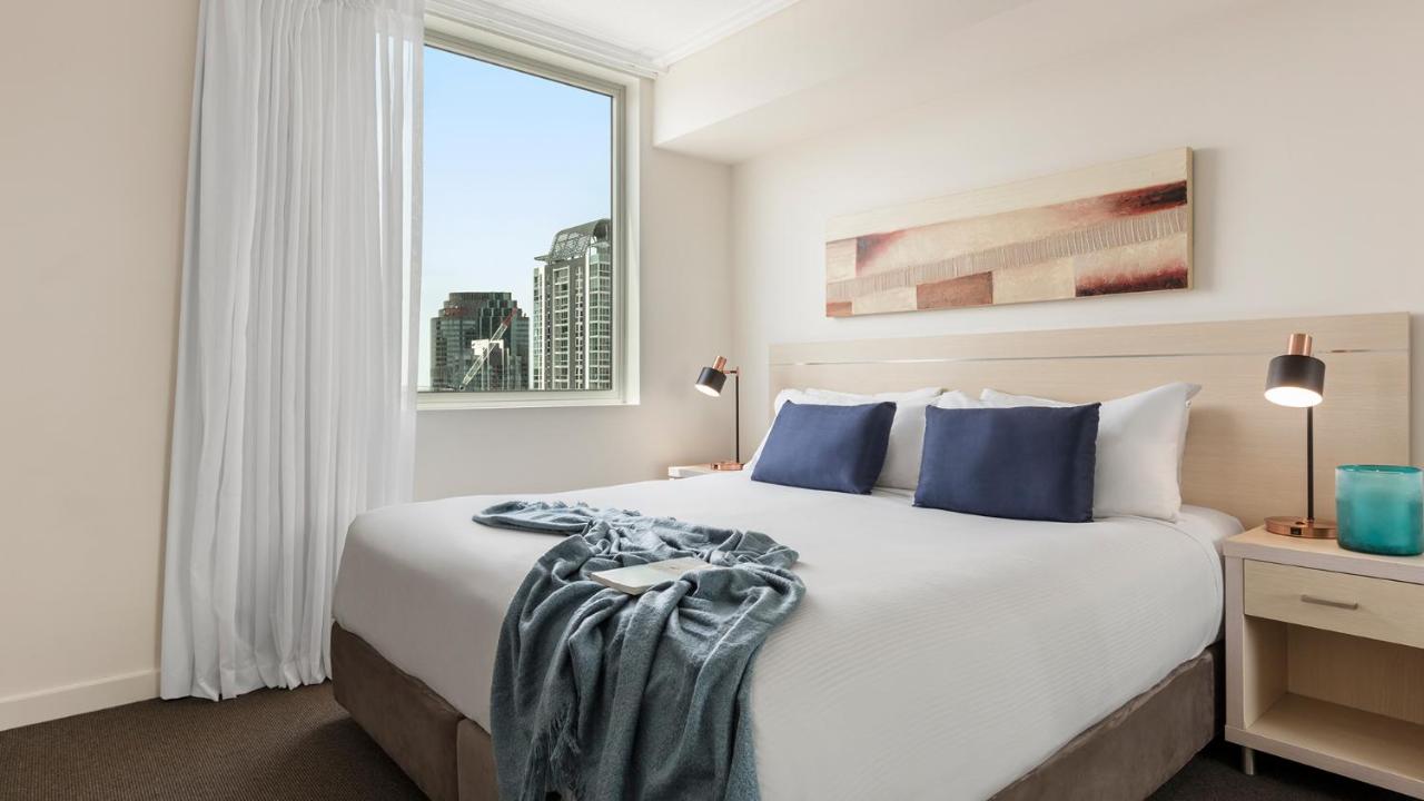 Oaks Brisbane Casino Tower Suites photo 2