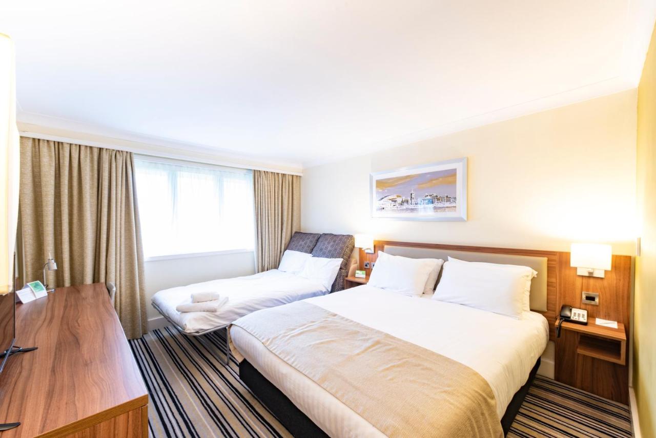 Holiday Inn Cardiff - North M4 By IHG photo 4