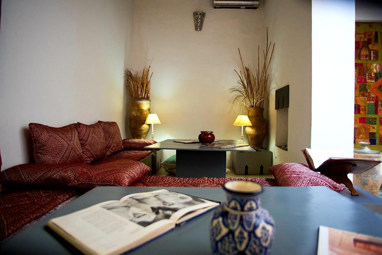 Riad Safir photo 3