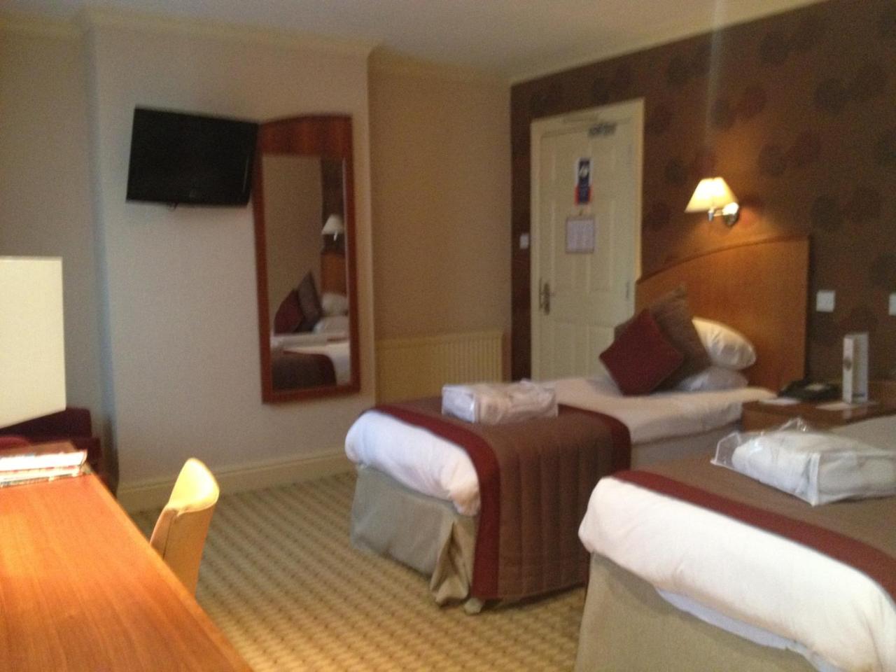 Crown & Mitre Hotel photo 3