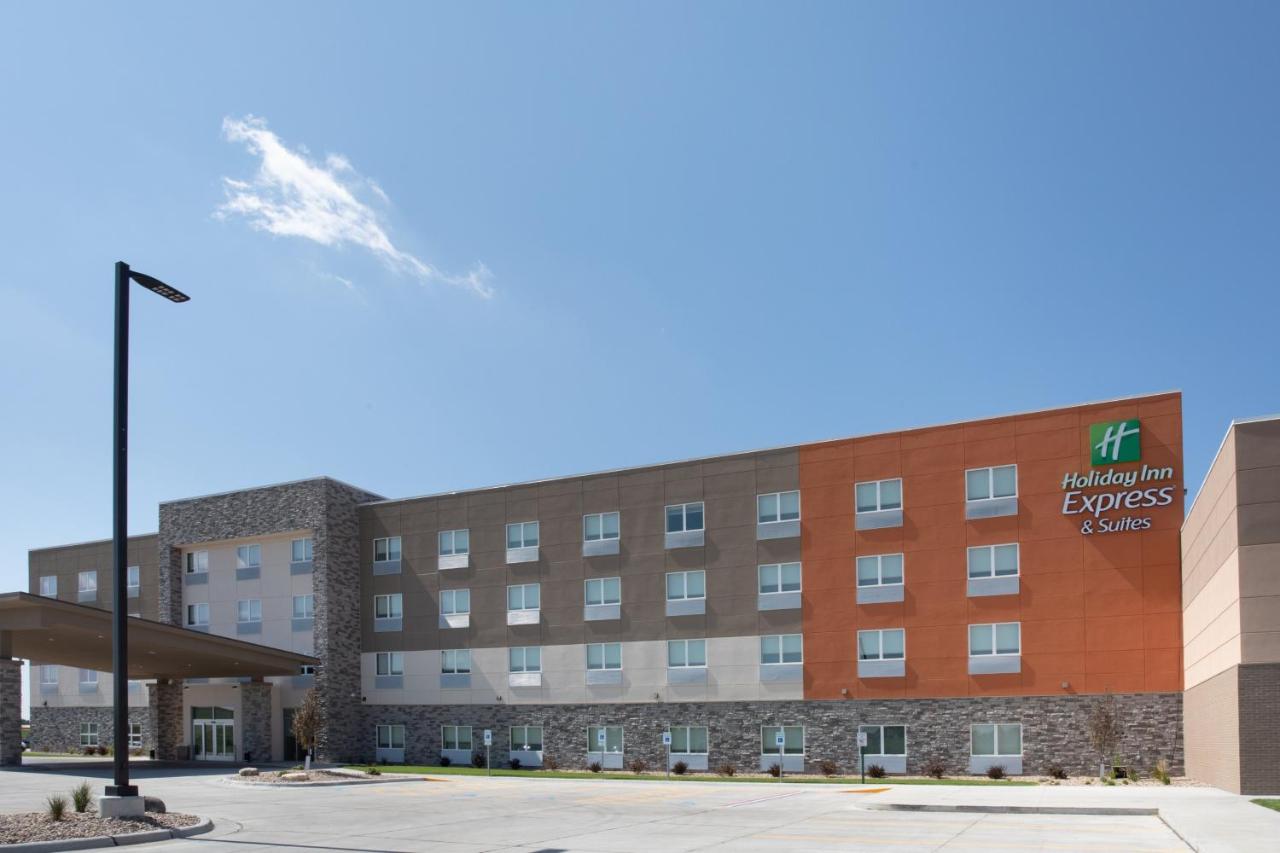 Holiday Inn Express and Suites Sioux City North-Event Center By IHG