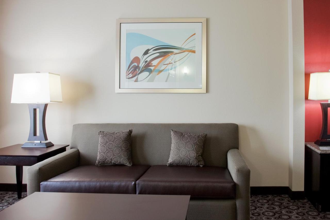 Photo - Holiday Inn Oceanside Marina Camp Pendleton by IHG