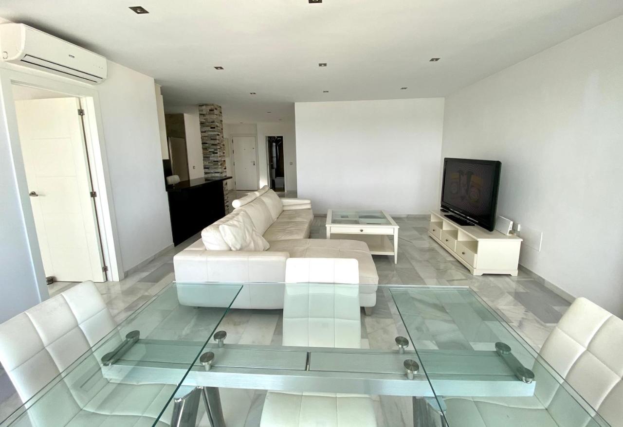 Luxury Puerto Banus Penthouse With Parking & WI-FI - 4