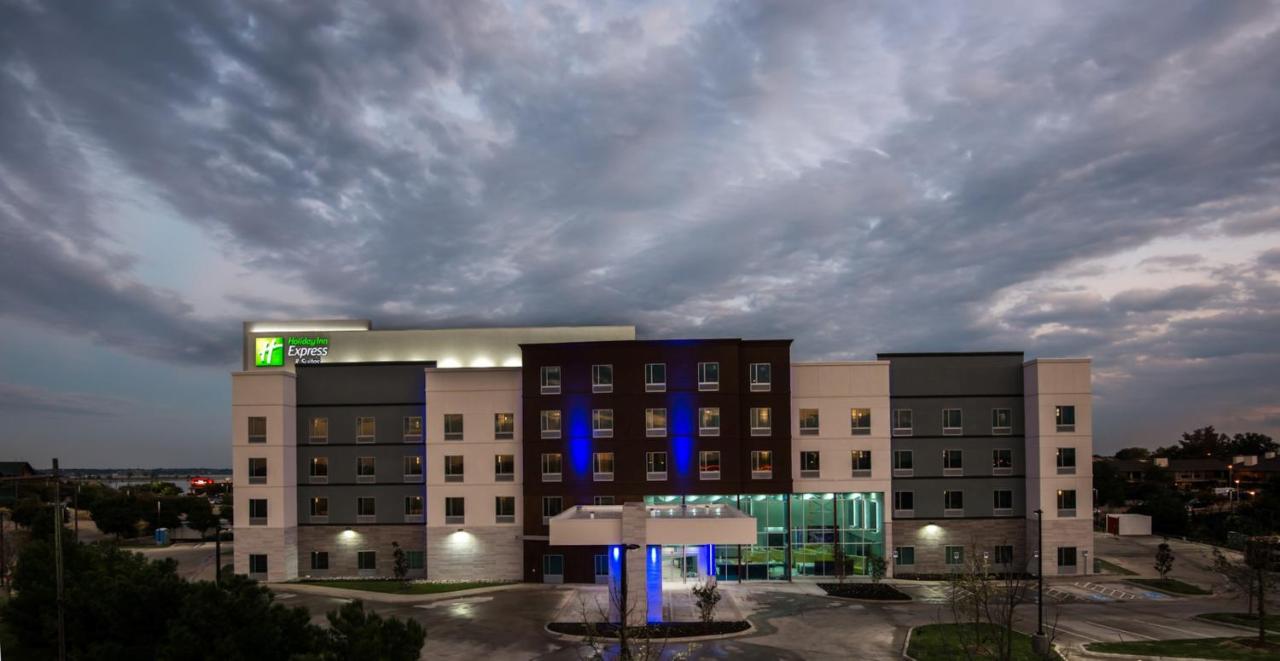 Holiday Inn Express & Suites Garland E - Lake Hubbard I30 By IHG