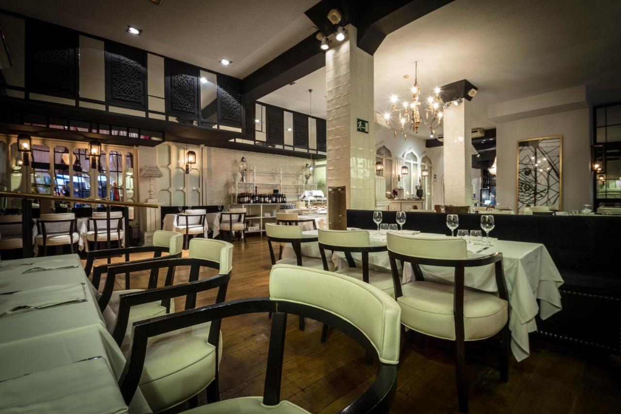 Hotel Market photo 2