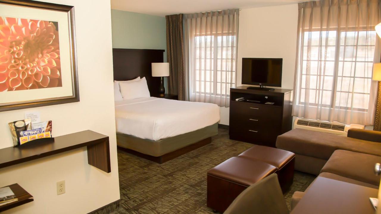 Photo - Staybridge Suites Colorado Springs North by IHG