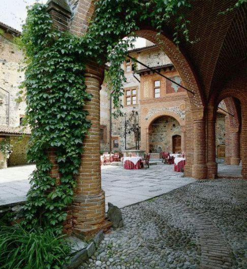 Castello Di Pavone photo 4