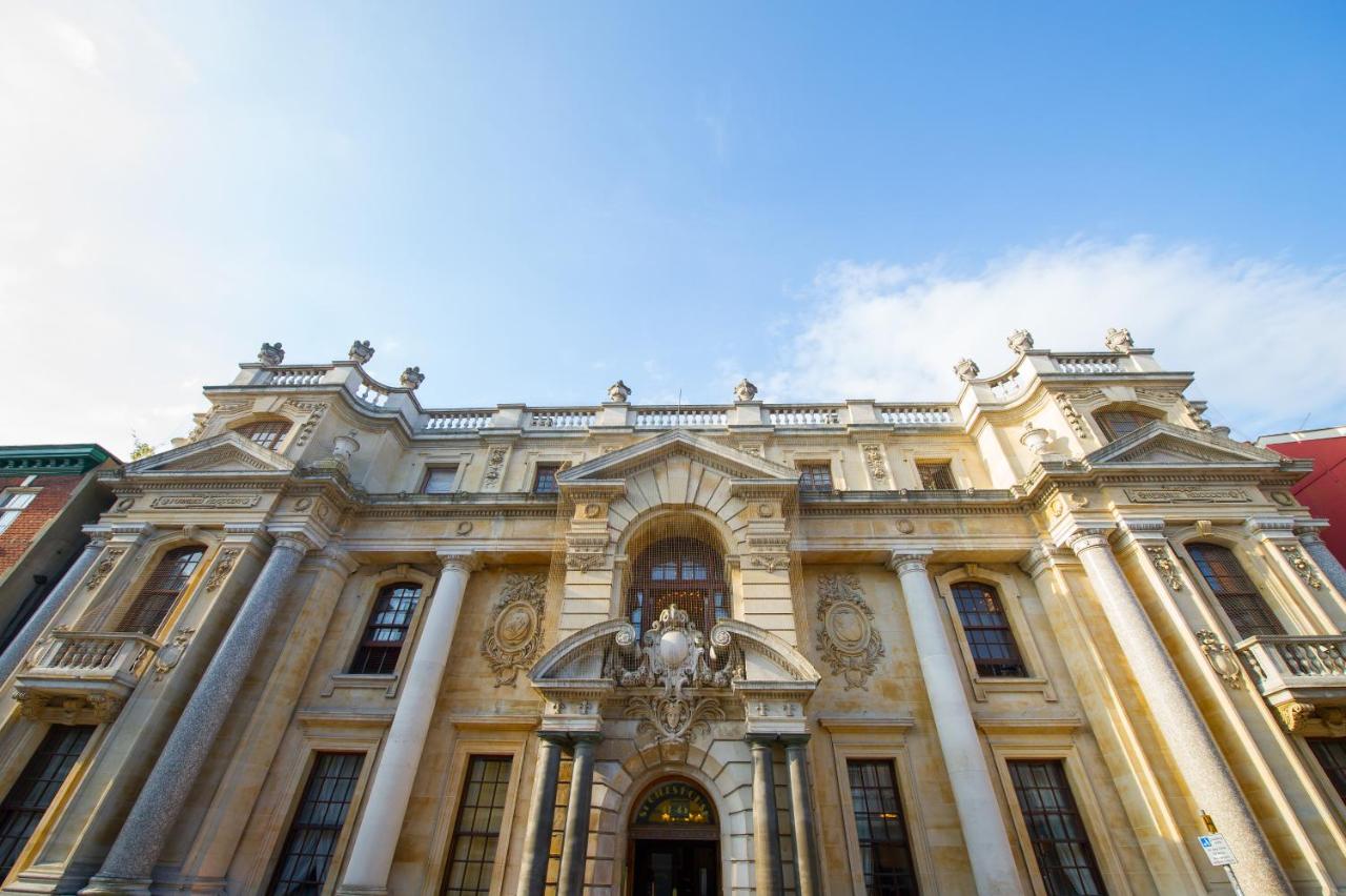 St Giles House - 2