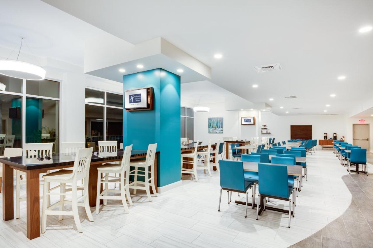 Foto - Holiday Inn Express & Suites Panama City Beach - Beachfront by IHG