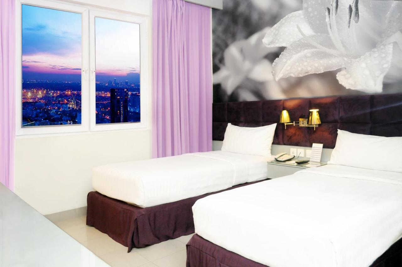Royal Palm Hotel & Conference Center Cengkareng photo 4