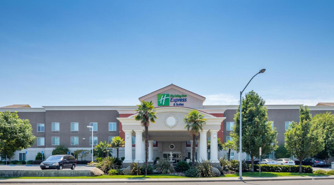 Photo - Holiday Inn Express Hotel & Suites Modesto-Salida by IHG