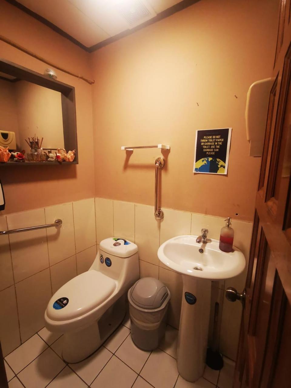 Toucan Hostel photo 3