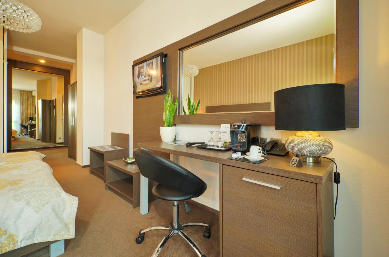 HOTEL CENTRUM with free parking - 3