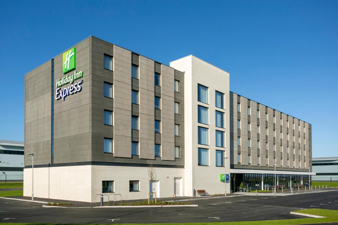 Holiday Inn Express Bridgwater By IHG