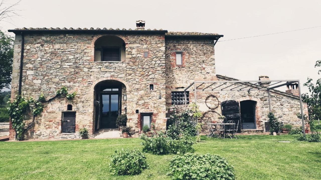 Podere Pievina Delle Corti - Dimora di Campagna