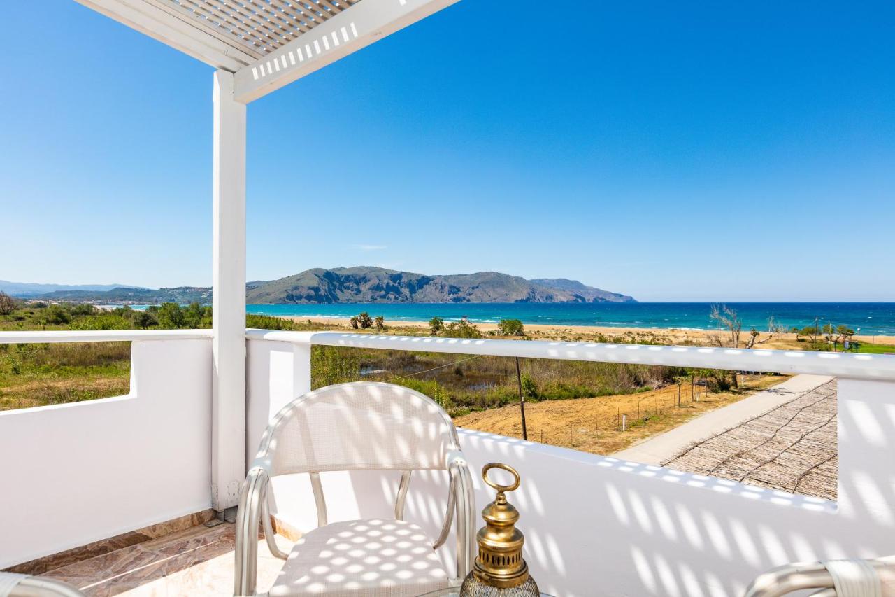 Pinelopi Beach Suites - 4