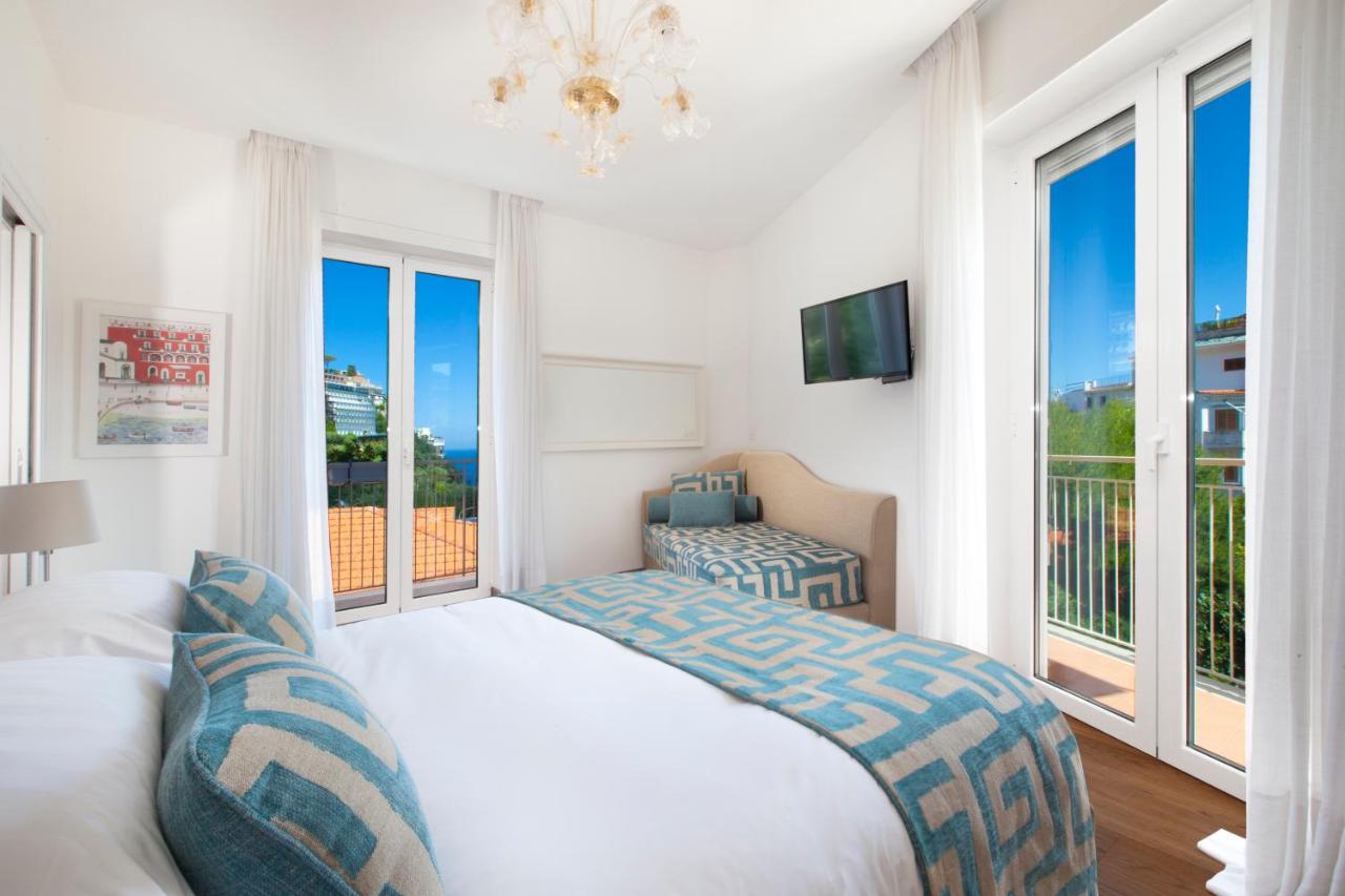 Photo - SorrentoVibes - Luxury Home Sea View & Jacuzzi in Sorrento centre