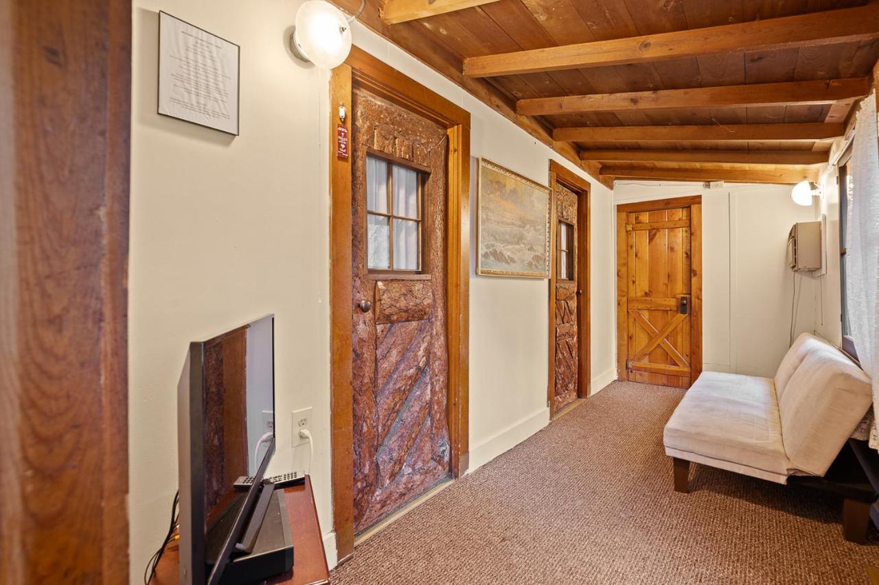 Harney Camp Cabins photo 4