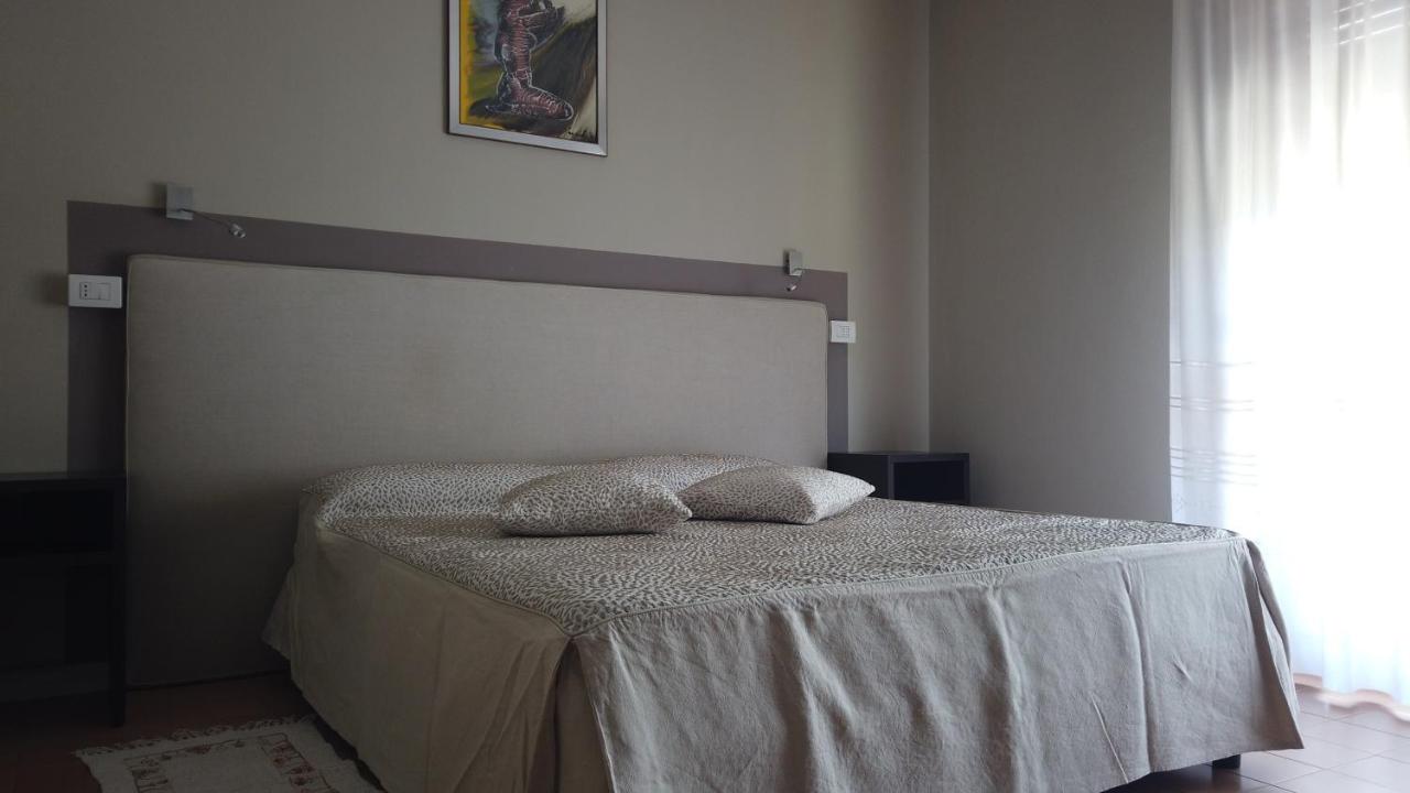 Hotel Cristina photo 2
