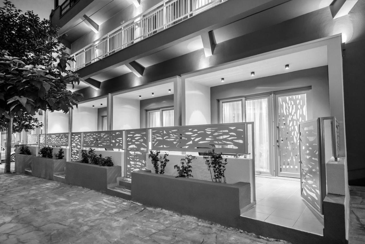 Mr & Mrs K Lofts - 4
