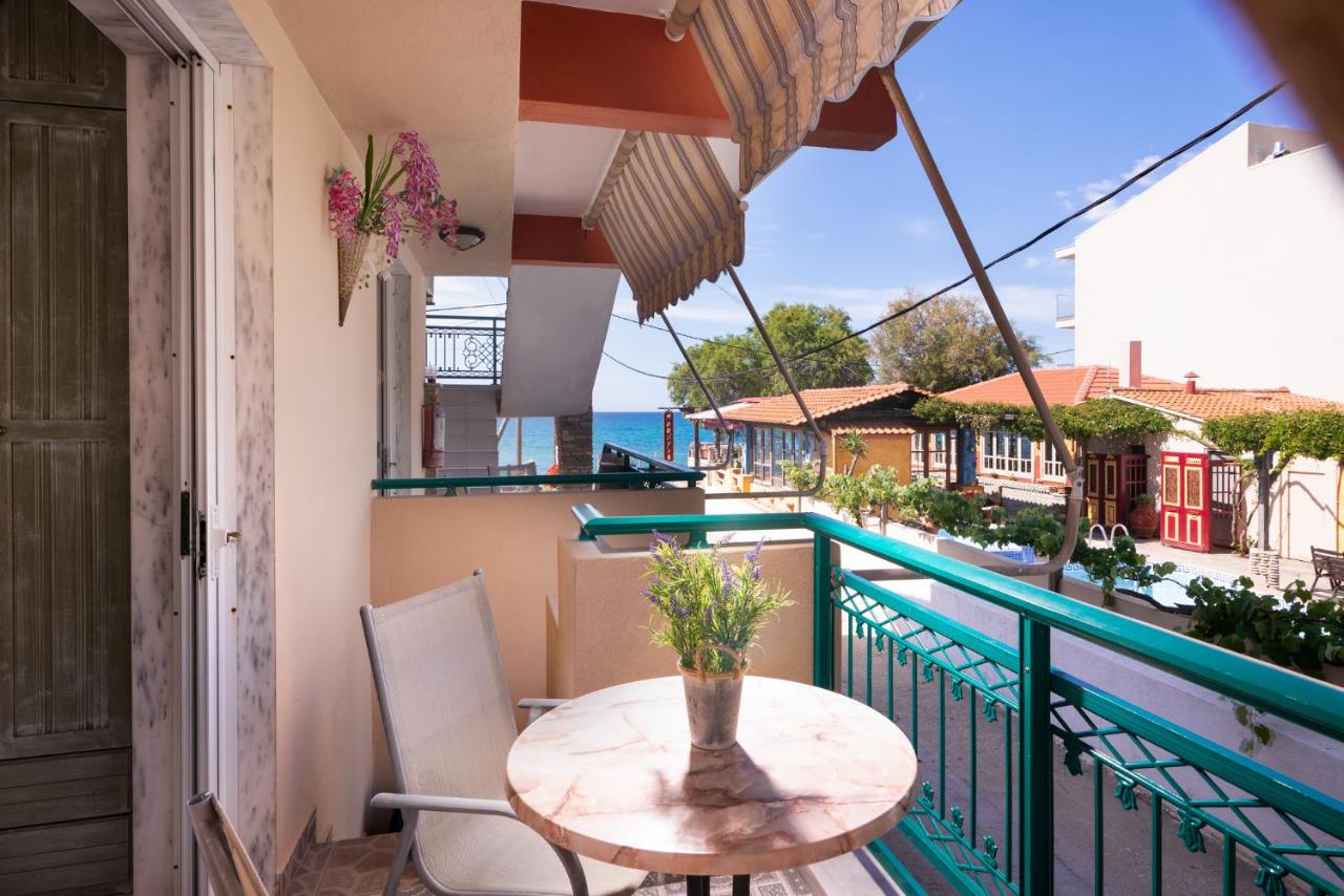 Castaway Suites - Studios Christos photo 2