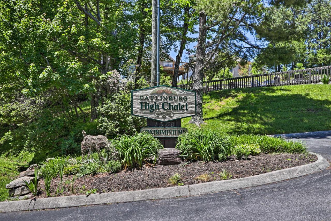 Condo w/ Pool & Grill Access ~ 4 Mi to Gatlinburg! photo 4