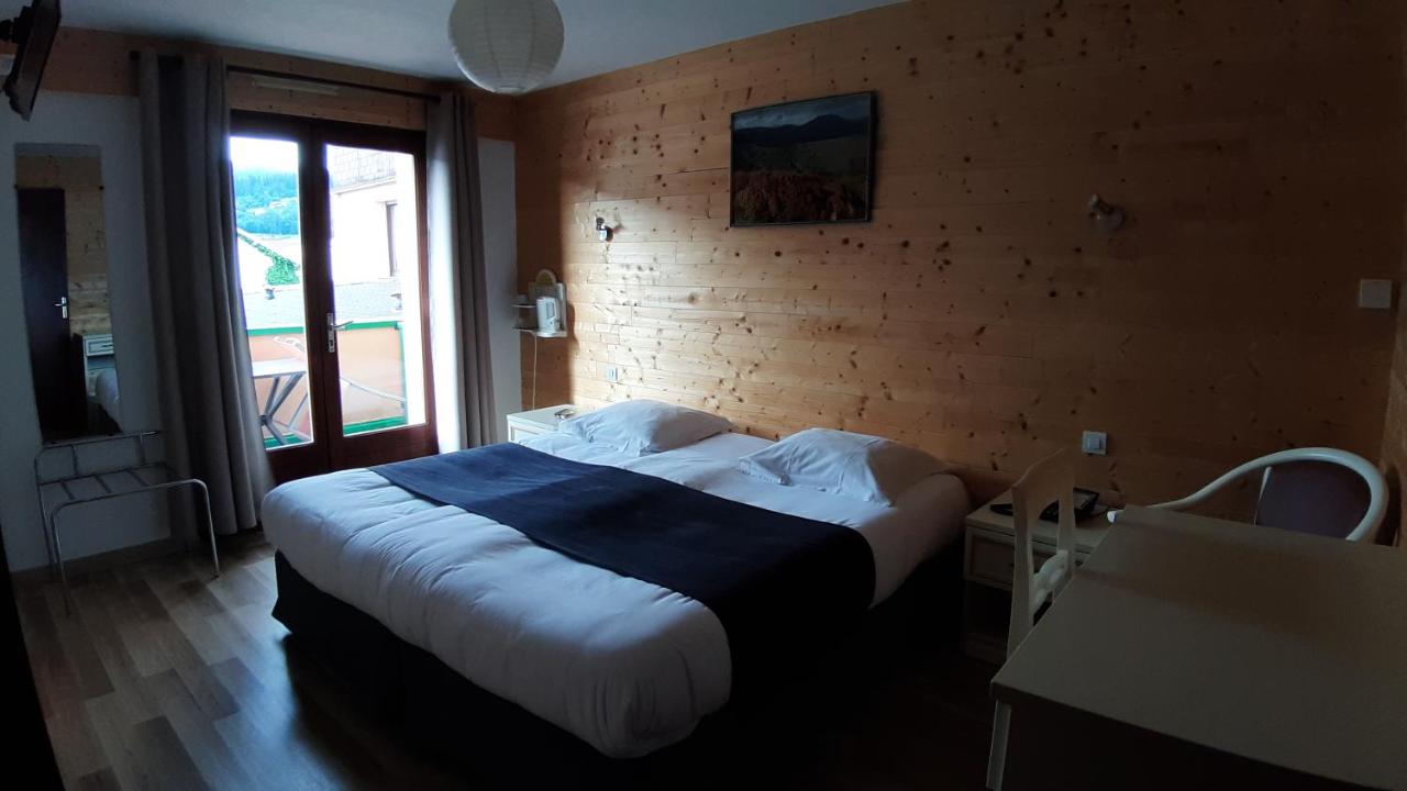 Hotel De La Route Verte photo 2