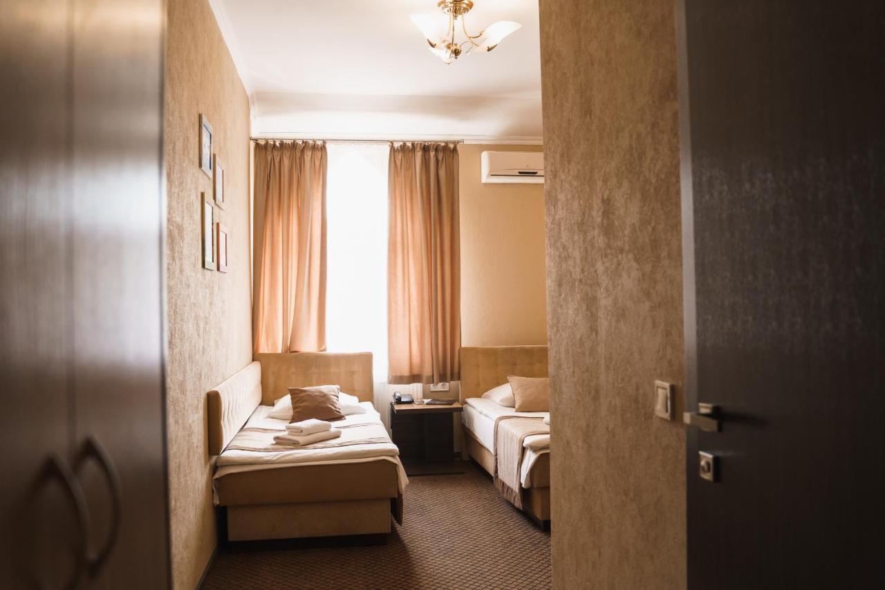 Globus Hotel photo 2