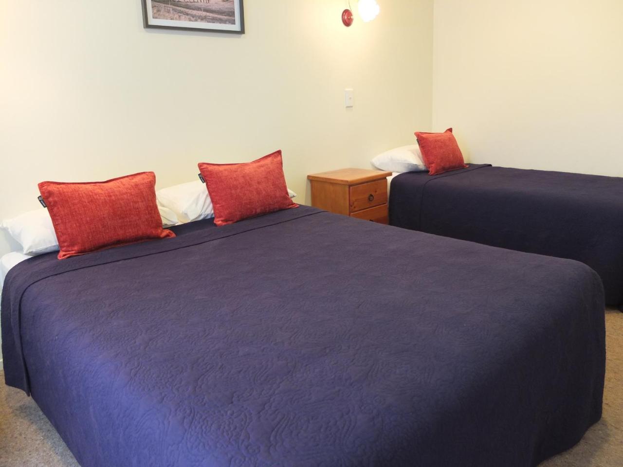 Colonial Court Motel photo 4