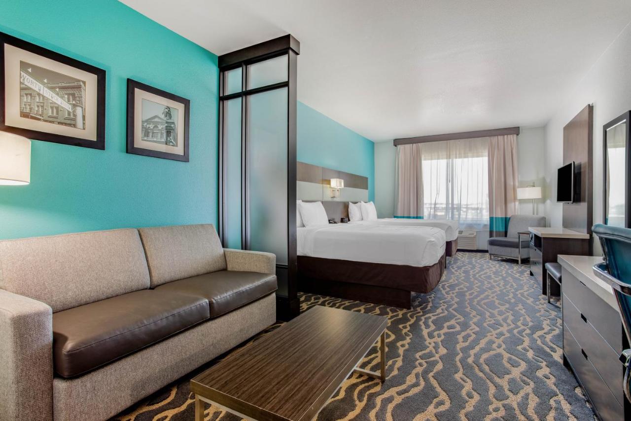 La Quinta Inn & Suites by Wyndham Northlake Fort Worth photo 4