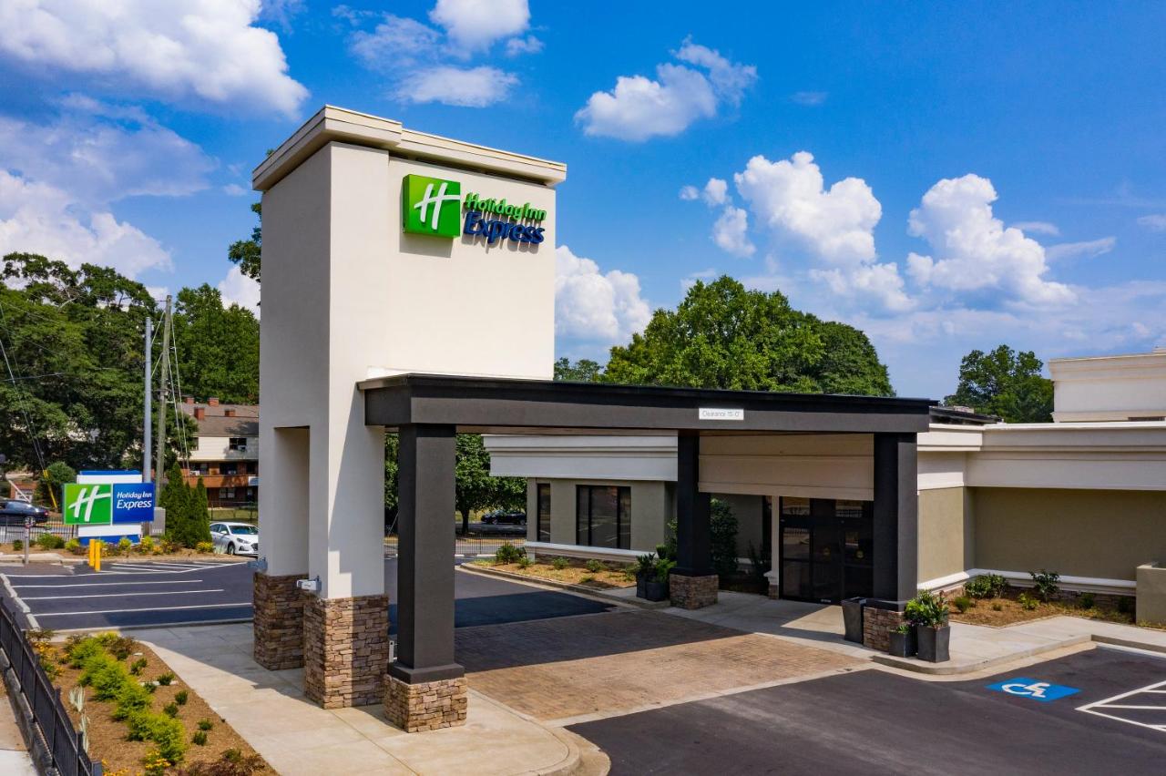 Photo - Holiday Inn Express Athens  University Area