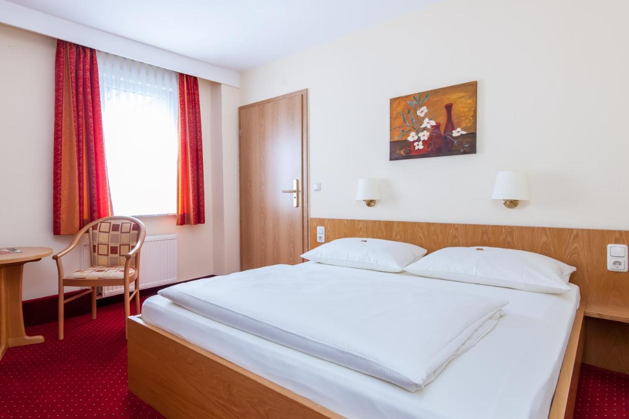 Hotel Englischer Hof photo 4